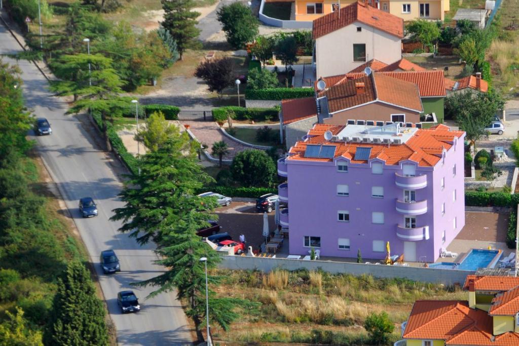 Vila In Lavanda Fazana Exterior photo